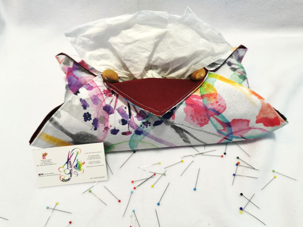 Boite mouchoirs pastel